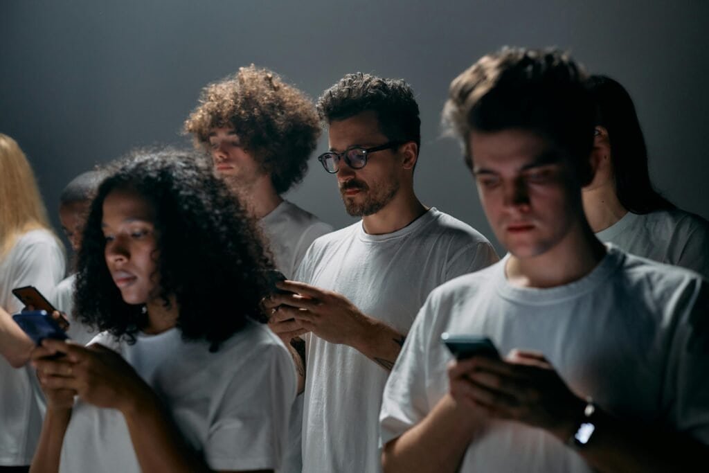 Addiction and the Brain: When the Reward System Gets Hijacked 1 internet addiction, phone addiction, porn addiction, social media addiction